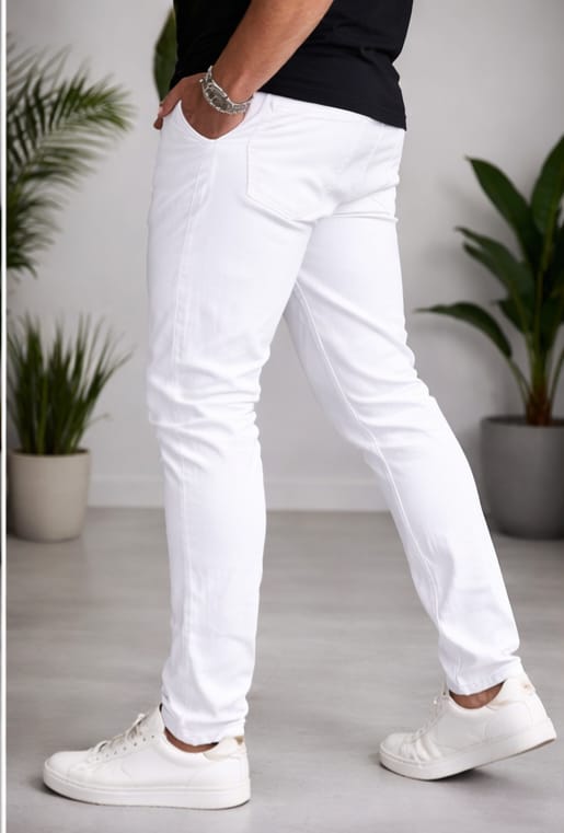 🤍 men’s classic white slim fit pants 🤍 men’s classic white slim fit pants